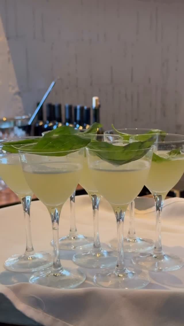 Love is in the air 🪐🫶🏻🥂